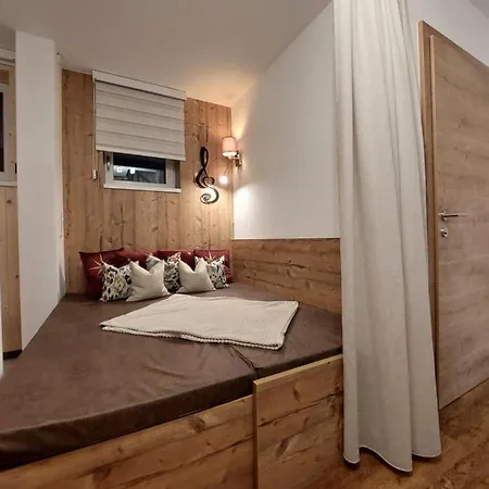 Musik Neureiter Διαμέρισμα